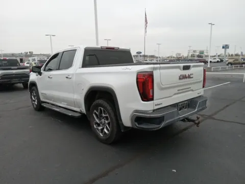More photos of 2022 GMC Sierra 1500 SLT at Jim Norton Ford, OK