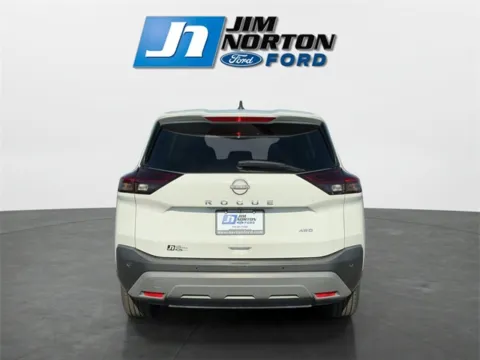 More photos of 2023 Nissan Rogue S at Jim Norton Ford, OK