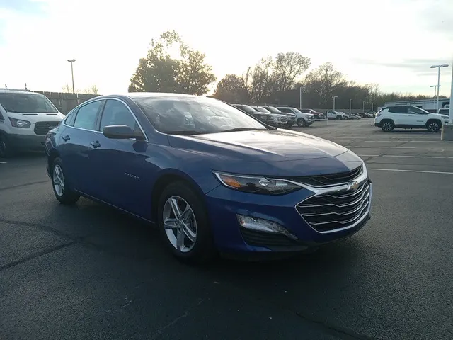 Blue 2023 Chevrolet Malibu LT for sale in Broken Arrow, OK