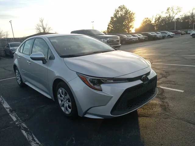 Silver 2022 Toyota Corolla LE for sale in Broken Arrow, OK