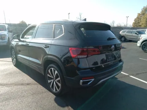 More photos of 2024 Volkswagen Taos 1.5T SE at Jim Norton Ford, OK
