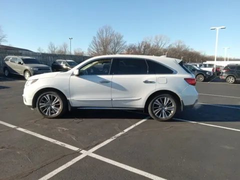 More photos of 2018 Acura MDX 3.5L at Jim Norton Ford, OK