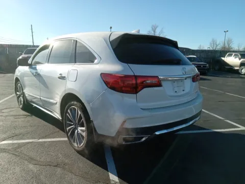 More photos of 2018 Acura MDX 3.5L at Jim Norton Ford, OK
