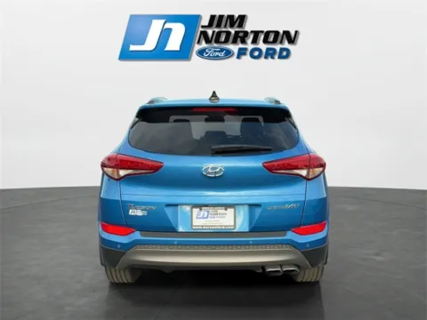 More photos of 2016 Hyundai Tucson Limited at Jim Norton Ford, OK
