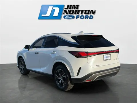 More photos of 2023 Lexus RX 350h at Jim Norton Ford, OK