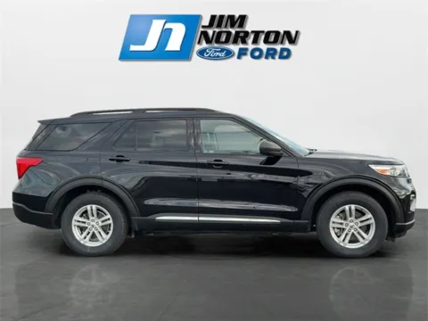 Photos of 2022 Ford Explorer XLT for sale in Broken Arrow, OK at Jim Norton Ford
