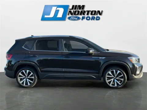 Photos of 2024 Volkswagen Taos 1.5T SE for sale in Broken Arrow, OK at Jim Norton Ford