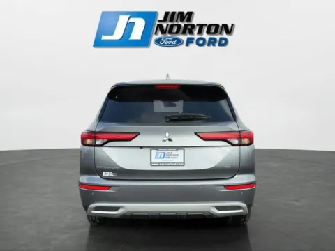 More photos of 2024 Mitsubishi Outlander SE at Jim Norton Ford, OK