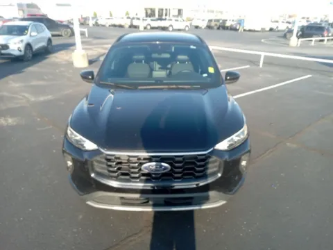 Photos of 2025 Ford Escape ST-Line Select for sale in Broken Arrow, OK at Jim Norton Ford