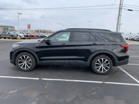 More photos of 2025 Ford Explorer ST-Line at Jim Norton Ford, OK