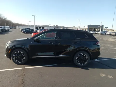 More photos of 2023 Kia Sportage SX-Prestige at Jim Norton Ford, OK