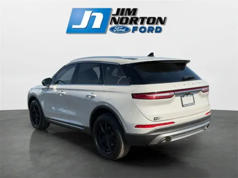 More photos of 2022 Lincoln Corsair Standard at Jim Norton Ford, OK