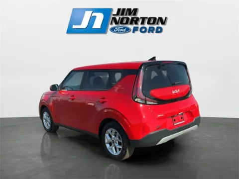 More photos of 2024 Kia Soul LX at Jim Norton Ford, OK