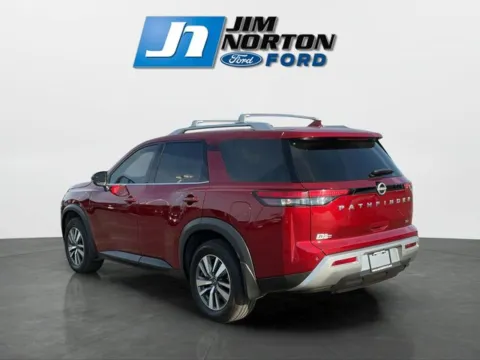 More photos of 2024 Nissan Pathfinder SL at Jim Norton Ford, OK
