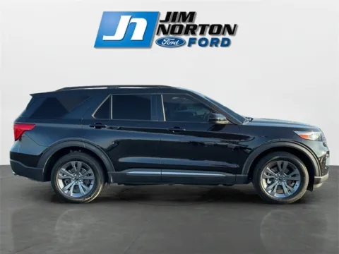 Photos of 2023 Ford Explorer XLT for sale in Broken Arrow, OK at Jim Norton Ford
