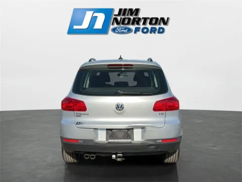 More photos of 2017 Volkswagen Tiguan Limited 2.0T at Jim Norton Ford, OK