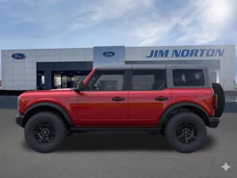 More photos of 2026 Ford Bronco Badlands at Jim Norton Ford, OK