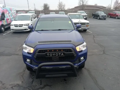 Photos of 2022 Toyota Tacoma SR5 for sale in Broken Arrow, OK at Jim Norton Ford
