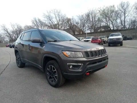Gray 2019 Jeep Compass Trailhawk for sale in Broken Arrow, OK