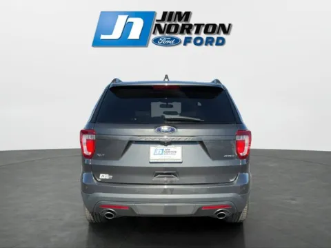More photos of 2017 Ford Explorer XLT at Jim Norton Ford, OK