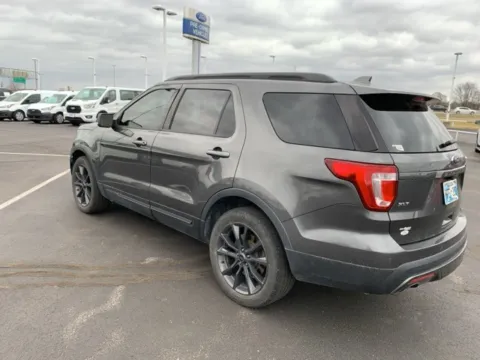 More photos of 2017 Ford Explorer XLT at Jim Norton Ford, OK
