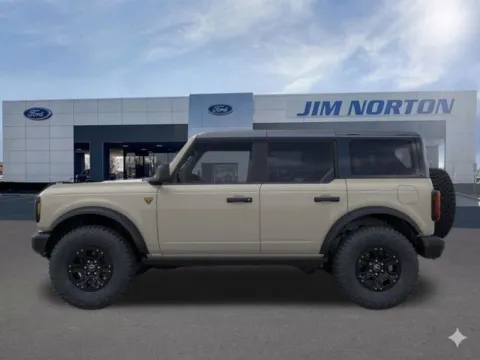 More photos of 2026 Ford Bronco Badlands at Jim Norton Ford, OK