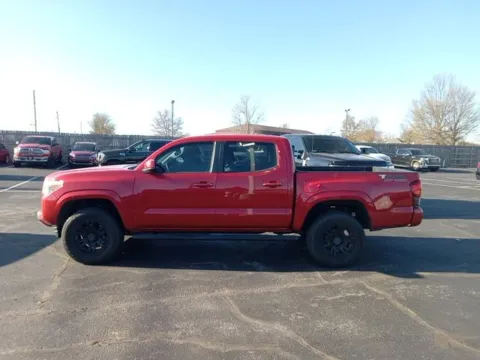 More photos of 2018 Toyota Tacoma SR at Jim Norton Ford, OK