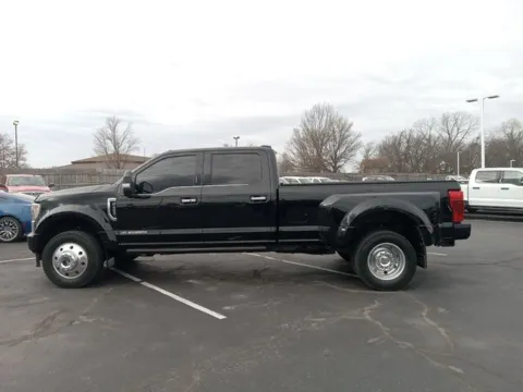 More photos of 2022 Ford F-450SD Limited at Jim Norton Ford, OK