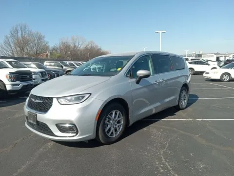 Another view of 2023 Chrysler Pacifica Touring L for sale in Broken Arrow, OK at Jim Norton Ford