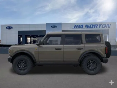 More photos of 2026 Ford Bronco Badlands at Jim Norton Ford, OK
