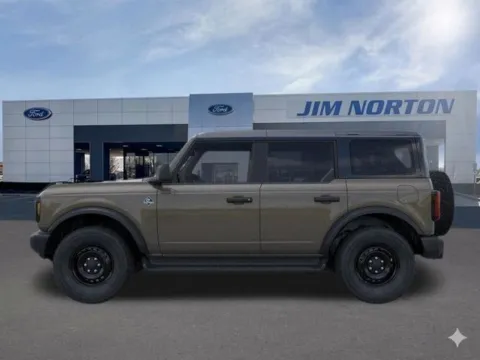 More photos of 2026 Ford Bronco Outer Banks at Jim Norton Ford, OK