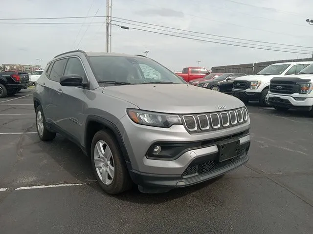 Silver 2022 Jeep Compass Latitude for sale in Broken Arrow, OK