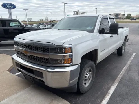 White 2019 Chevrolet Silverado 2500HD Work Truck for sale in Broken Arrow, OK