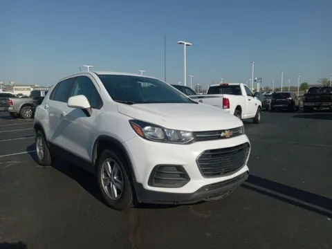 White 2019 Chevrolet Trax LS for sale in Broken Arrow, OK