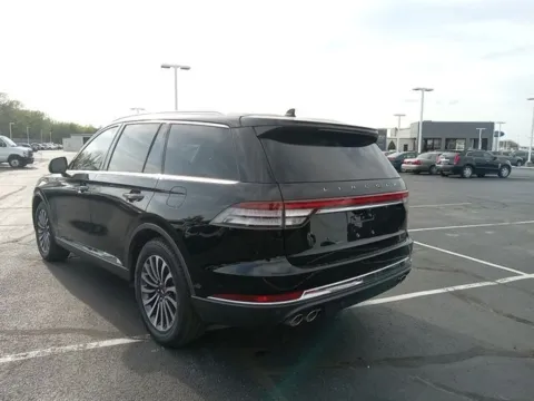 More photos of 2023 Lincoln Aviator Reserve at Jim Norton Ford, OK