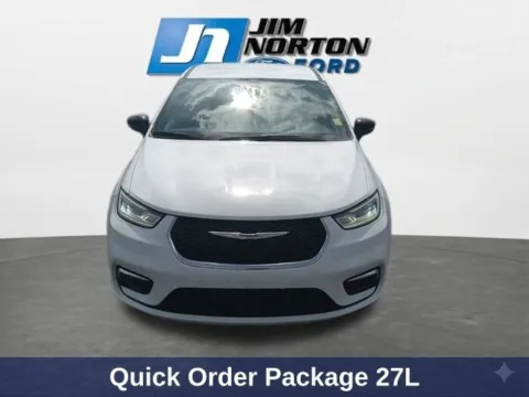 Another view of 2025 Chrysler Pacifica Select for sale in Broken Arrow, OK at Jim Norton Ford