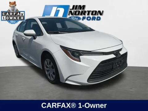 White 2024 Toyota Corolla LE for sale in Broken Arrow, OK