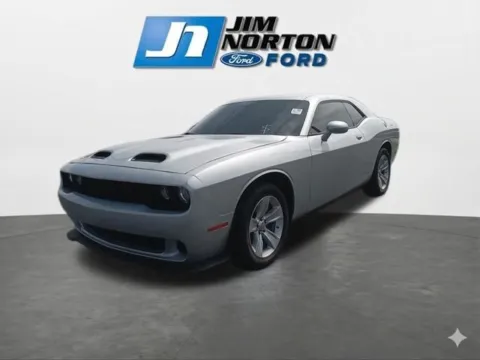 More photos of 2023 Dodge Challenger SXT at Jim Norton Ford, OK