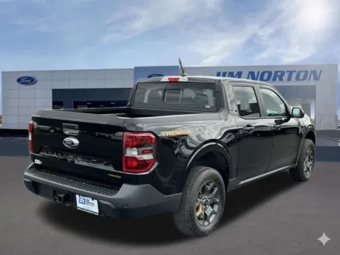 More photos of 2024 Ford Maverick Lariat at Jim Norton Ford, OK