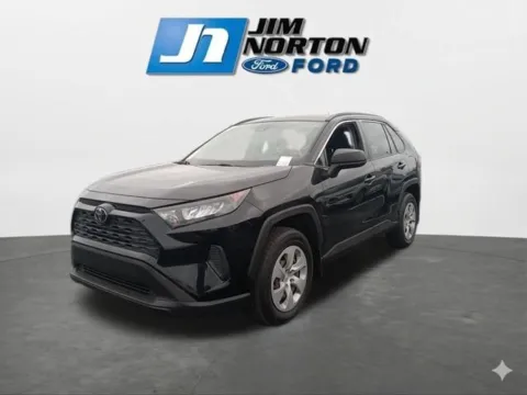 More photos of 2020 Toyota RAV4 LE at Jim Norton Ford, OK