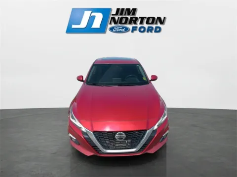 Photos of 2019 Nissan Altima 2.5 SV for sale in Broken Arrow, OK at Jim Norton Ford