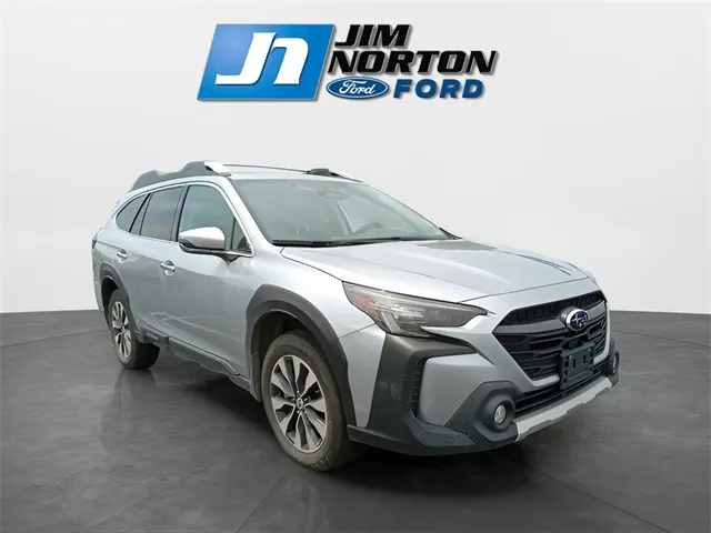 2023 Subaru Outback Touring