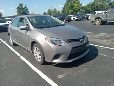 Brown 2016 Toyota Corolla LE for sale in Broken Arrow, OK