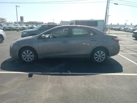 More photos of 2016 Toyota Corolla LE at Jim Norton Ford, OK