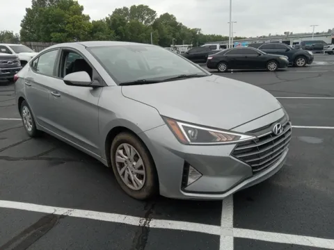 Silver 2020 Hyundai Elantra SE for sale in Broken Arrow, OK