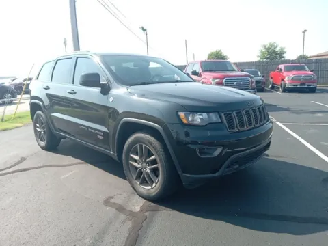 Black 2016 Jeep Grand Cherokee for sale in Broken Arrow, OK