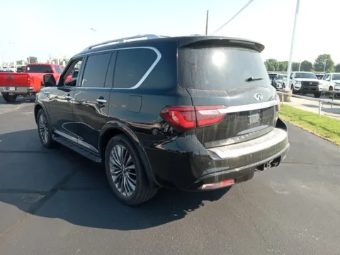 More photos of 2018 INFINITI QX80 at Jim Norton Ford, OK