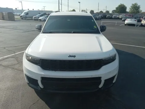 Photos of 2023 Jeep Grand Cherokee L Altitude for sale in Broken Arrow, OK at Jim Norton Ford