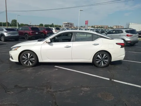 More photos of 2022 Nissan Altima 2.5 SV at Jim Norton Ford, OK