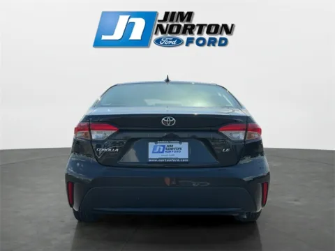 More photos of 2022 Toyota Corolla LE at Jim Norton Ford, OK